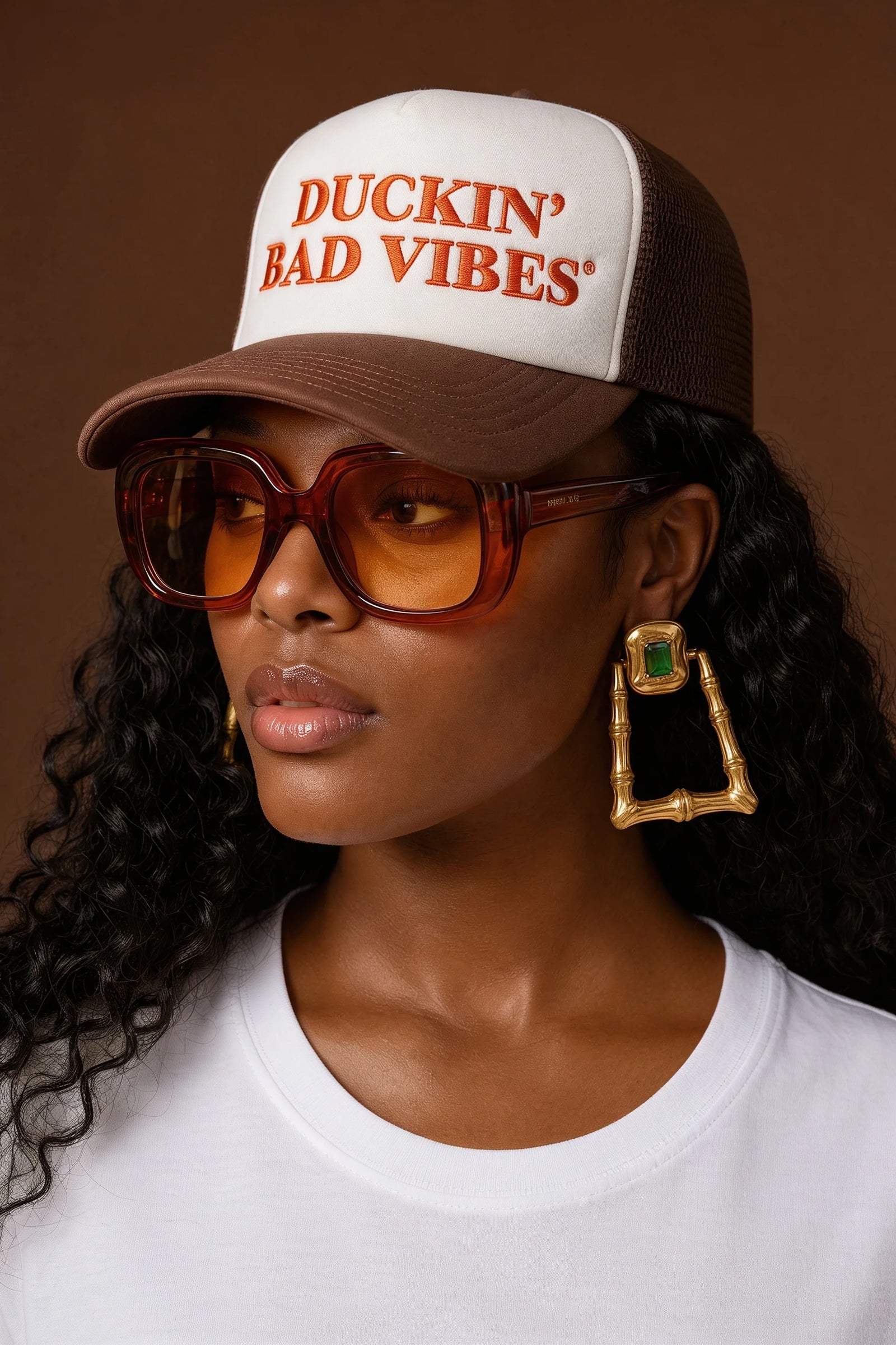 DUCKIN’ BAD VIBES EMBROIDERY TRUCKER (brown)